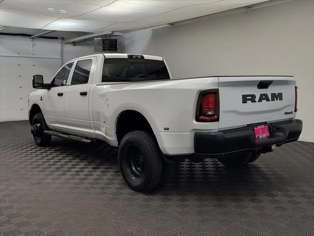 2026 RAM Ram 3500 RAM 3500 TRADESMAN CREW CAB 4X4 8 BOX