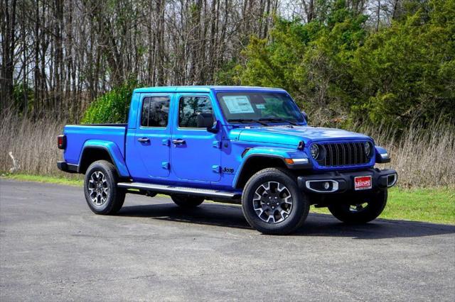 2026 Jeep Gladiator GLADIATOR SAHARA 4X4