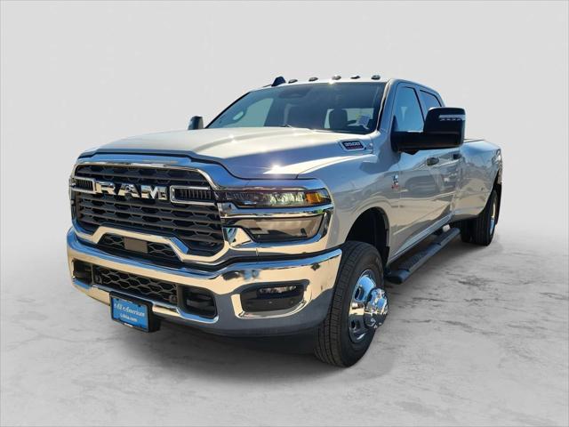 2026 RAM Ram 3500 RAM 3500 TRADESMAN CREW CAB 4X4 8 BOX