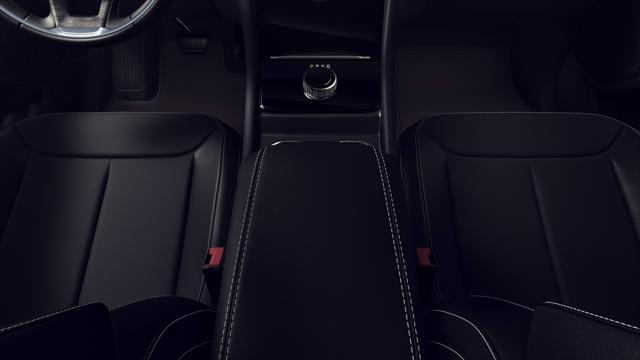 2026 Jeep Grand Cherokee GRAND CHEROKEE L LAREDO X 4X4