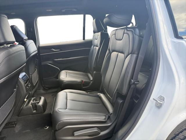 2026 Jeep Grand Cherokee Limited 4x2