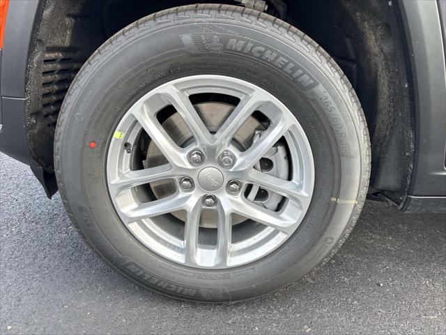 2026 Jeep Grand Cherokee GRAND CHEROKEE L LAREDO X 4X2