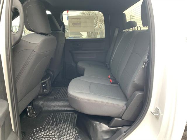 2026 RAM Ram 3500 Chassis Cab RAM 3500 TRADESMAN CREW CAB CHASSIS 4X4 60 CA