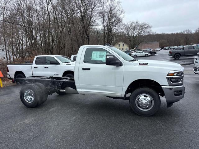 2026 RAM Ram 3500 Chassis Cab RAM 3500 TRADESMAN CHASSIS REGULAR CAB 4X4 60 CA