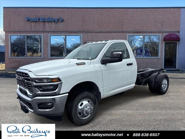 2026 RAM 3500 Chassis RAM 3500 TRADESMAN CHASSIS REGULAR CAB 4X4 60 CA