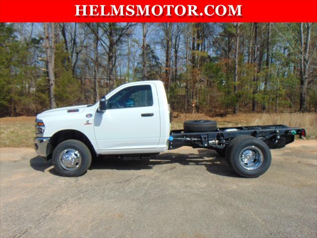 2026 RAM Ram 3500 Chassis Cab RAM 3500 TRADESMAN CHASSIS REGULAR CAB 4X4 60 CA
