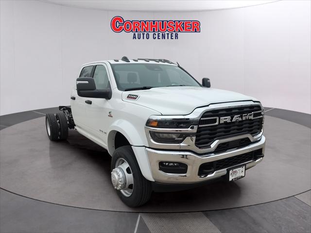2026 RAM 5500 Chassis RAM 5500 BIG HORN CHASSIS CREW CAB 4X4 84 CA