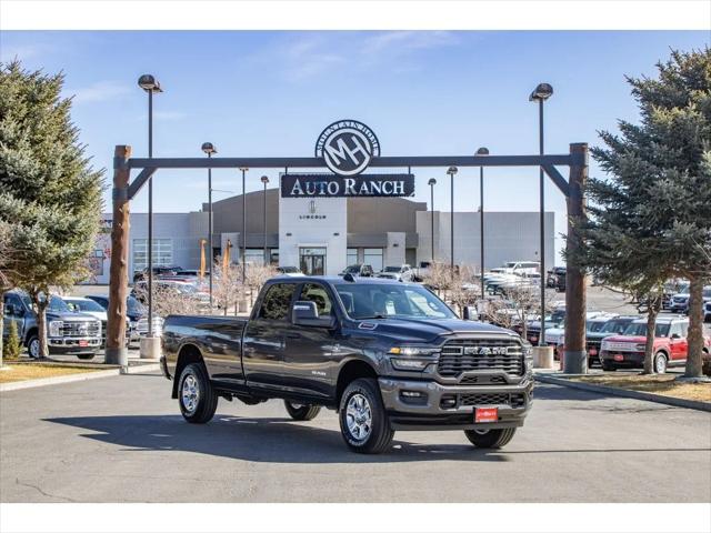 2026 RAM 3500 RAM 3500 BIG HORN CREW CAB 4X4 8 BOX