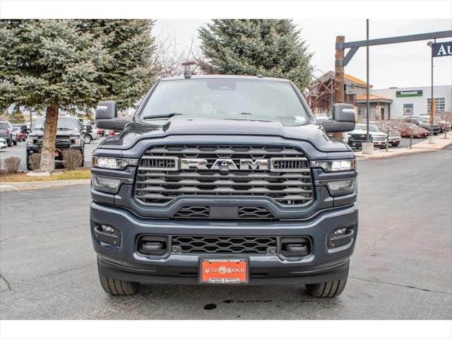 2026 RAM 3500 RAM 3500 BIG HORN CREW CAB 4X4 8 BOX