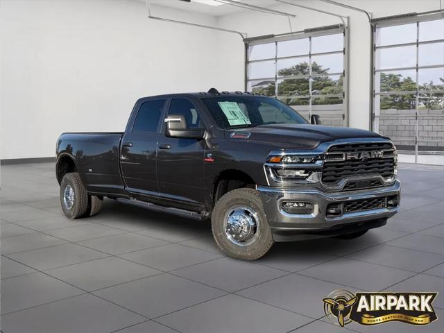 2026 RAM Ram 3500 RAM 3500 TRADESMAN CREW CAB 4X4 8 BOX