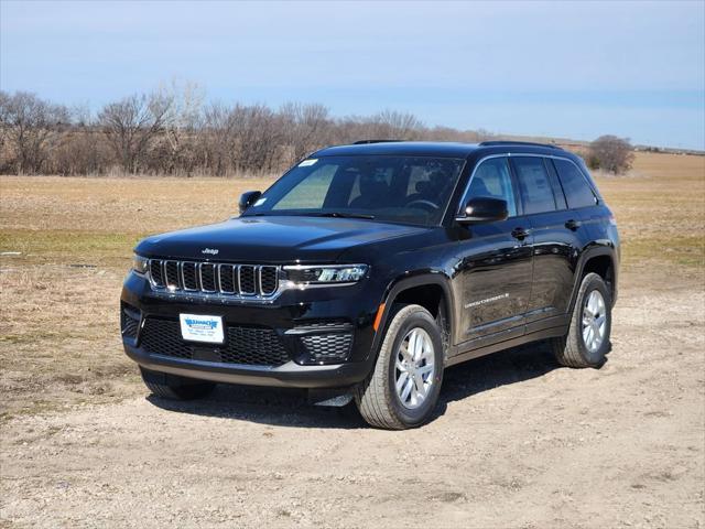 2026 Jeep Grand Cherokee GRAND CHEROKEE LAREDO 4X2