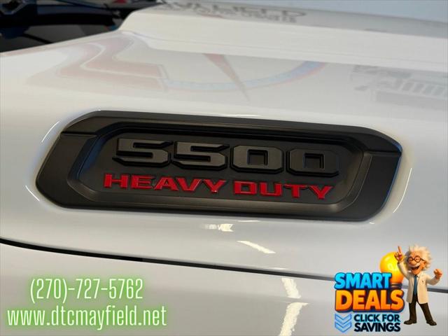 2026 RAM Ram 5500 Chassis Cab RAM 5500 TRADESMAN CHASSIS CREW CAB 4X4 60 CA