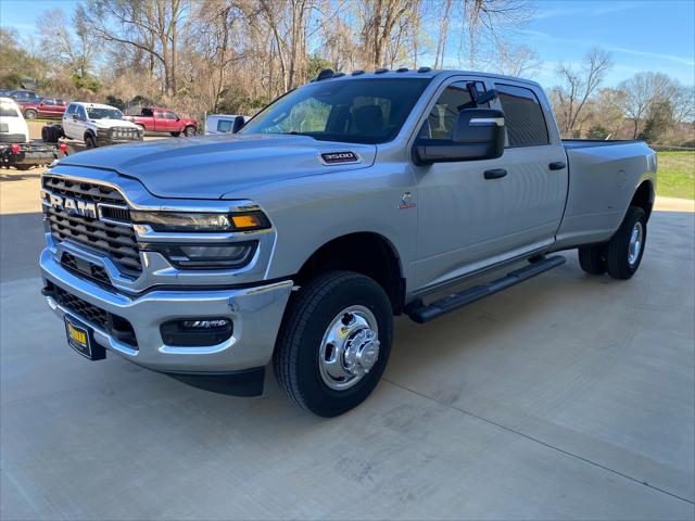 2026 RAM Ram 3500 RAM 3500 TRADESMAN CREW CAB 4X4 8 BOX