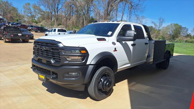 2026 RAM Ram 5500 Chassis Cab RAM 5500 TRADESMAN CHASSIS CREW CAB 4X4 84 CA