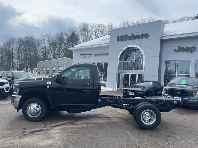 2026 RAM Ram 3500 Chassis Cab RAM 3500 TRADESMAN CHASSIS REGULAR CAB 4X4 60 CA