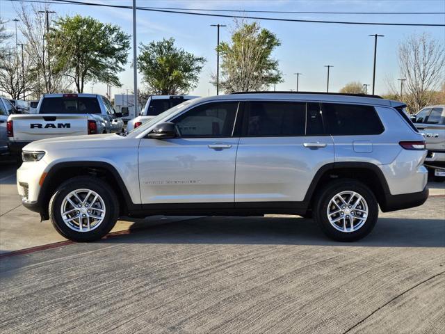 2026 Jeep Grand Cherokee Laredo 4x2