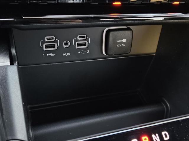 2026 Jeep Grand Cherokee Laredo 4x2