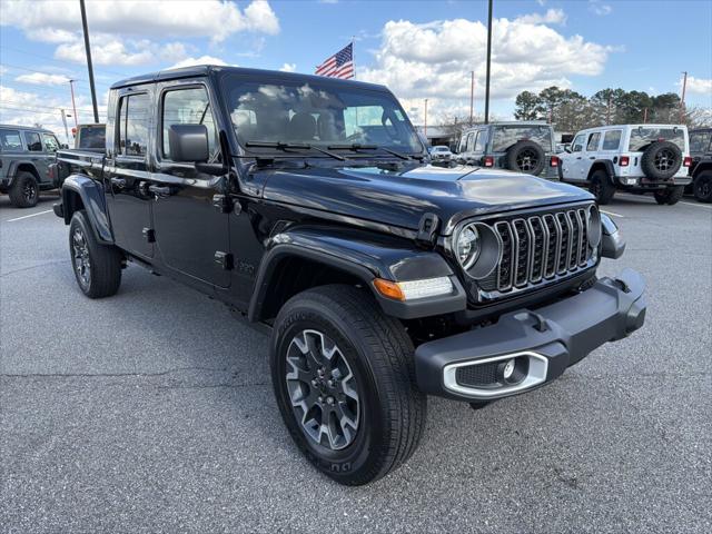 2026 Jeep Gladiator GLADIATOR SAHARA 4X4