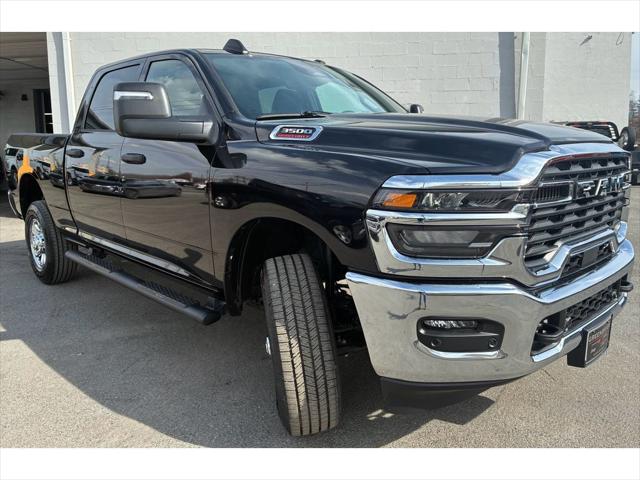2026 RAM Ram 3500 RAM 3500 TRADESMAN CREW CAB 4X4 64 BOX