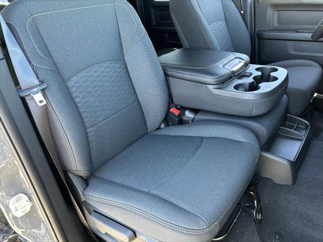 2026 Ram 3500 Tradesman Crew Cab 4x4 8' Box