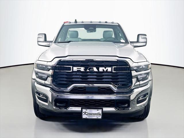 2026 RAM 5500 Chassis RAM 5500 TRADESMAN CHASSIS REGULAR CAB 4X4 120 CA