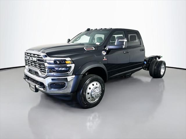 2026 RAM 5500 Chassis RAM 5500 TRADESMAN CHASSIS CREW CAB 4X4 60 CA
