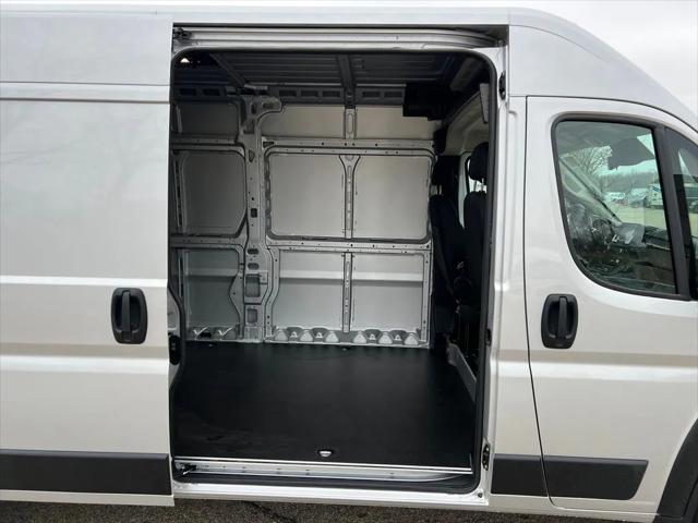 2026 Ram ProMaster Cargo Van Tradesman High Roof 159" WB w/Pass Seat