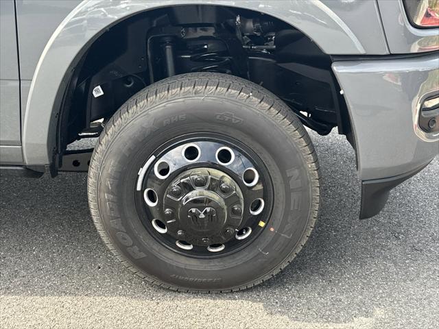 2026 Ram 3500 Limited Mega Cab 4x4 6'4" Box