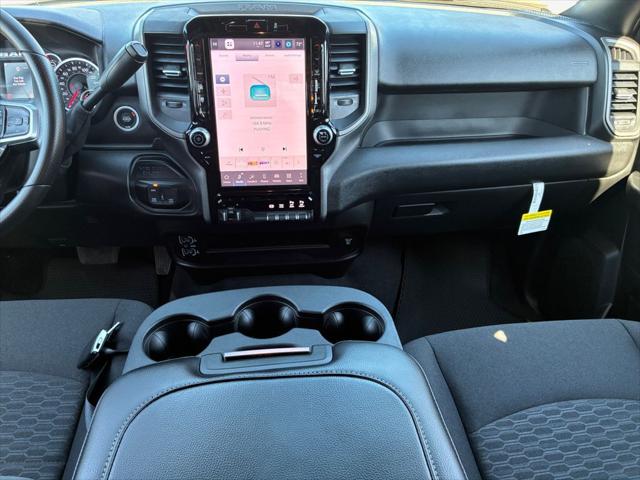 2026 RAM Ram 3500 RAM 3500 TRADESMAN CREW CAB 4X4 8 BOX