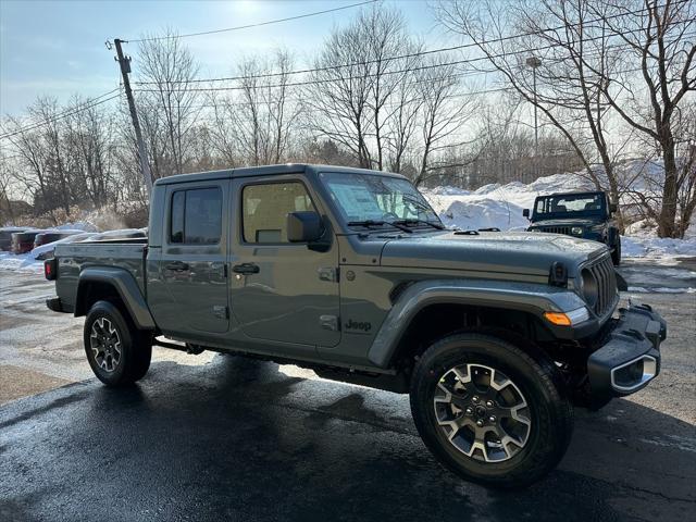 2026 Jeep Gladiator GLADIATOR SAHARA 4X4