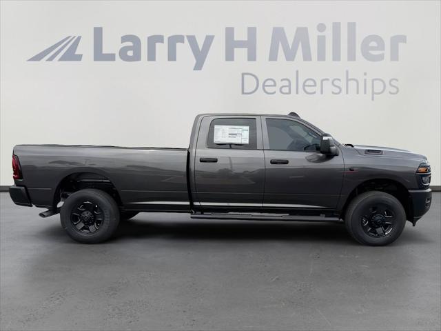 2026 Ram 3500 Tradesman Crew Cab 4x4 8' Box