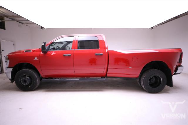 2026 RAM Ram 3500 RAM 3500 TRADESMAN CREW CAB 4X4 8 BOX