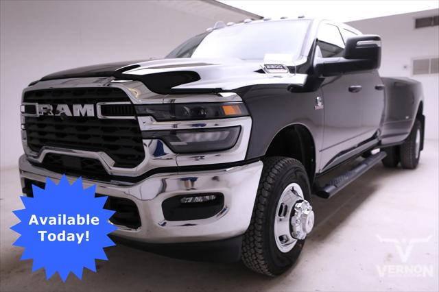 2026 RAM Ram 3500 RAM 3500 TRADESMAN CREW CAB 4X4 8 BOX