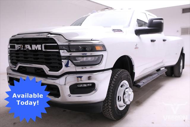 2026 RAM Ram 3500 RAM 3500 TRADESMAN CREW CAB 4X4 8 BOX