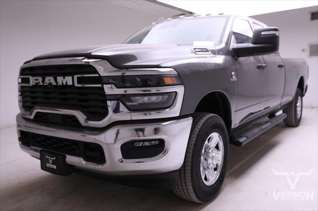 2026 RAM Ram 3500 RAM 3500 TRADESMAN CREW CAB 4X4 8 BOX