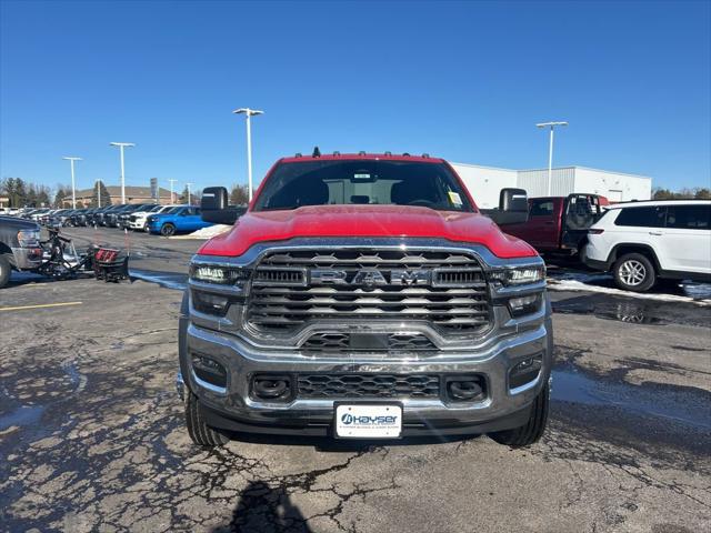 2026 RAM 5500 Chassis RAM 5500 TRADESMAN CHASSIS CREW CAB 4X4 60 CA