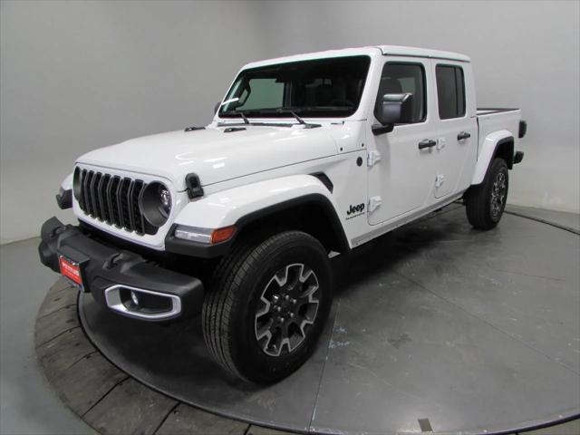 2026 Jeep Gladiator GLADIATOR SAHARA 4X4