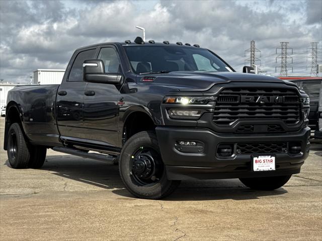 2026 RAM Ram 3500 RAM 3500 TRADESMAN CREW CAB 4X4 8 BOX