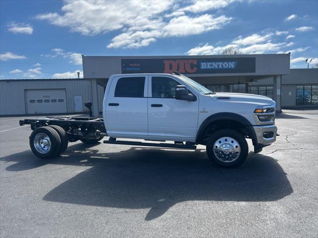 2026 RAM Ram 5500 Chassis Cab RAM 5500 TRADESMAN CHASSIS CREW CAB 4X4 60 CA