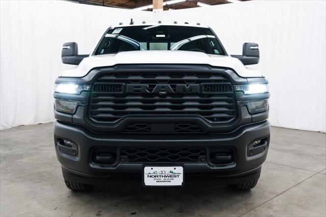 2026 RAM Ram 3500 RAM 3500 TRADESMAN CREW CAB 4X4 8 BOX