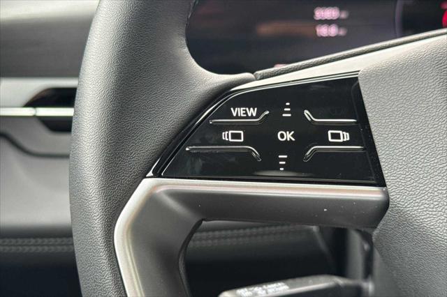 2025 Audi Q6 e-tron Premium