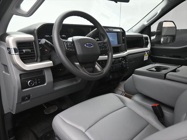 2025 Ford F-550 XL