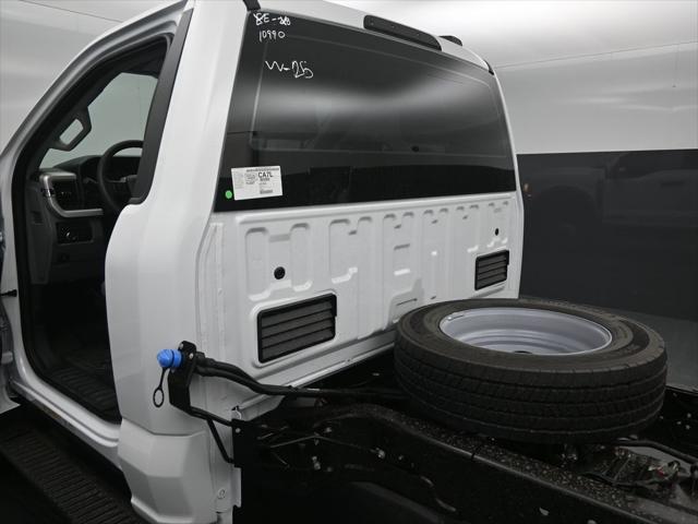 2025 Ford F-550 XL
