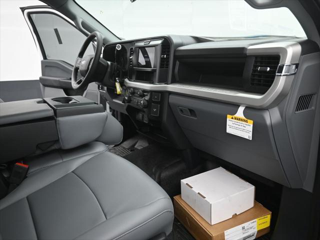 2025 Ford F-550 XL