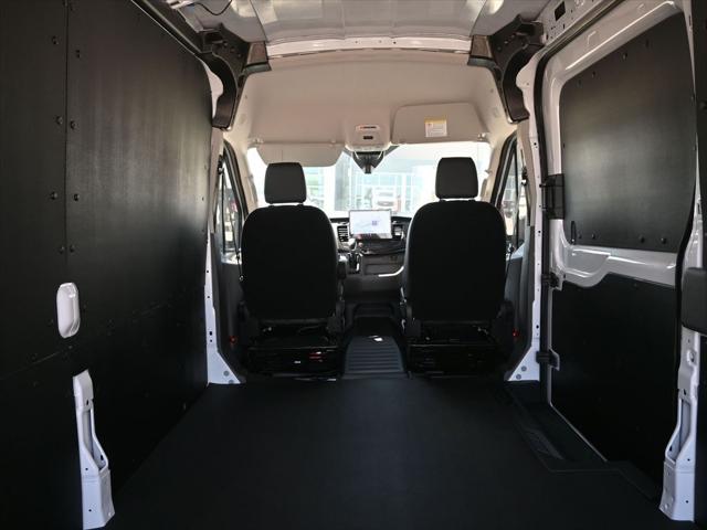 2025 Ford Transit Cargo Van Base