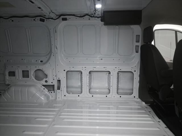2025 Ford Transit Cargo Van Base