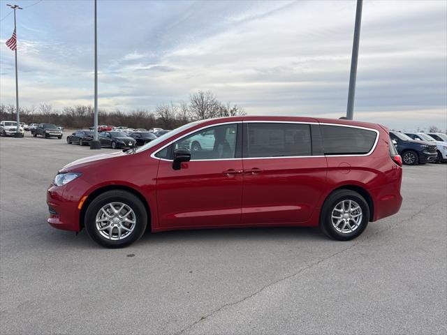 2026 Chrysler Voyager LX