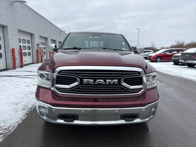 2017 RAM 1500 Limited Crew Cab 4x4 57 Box