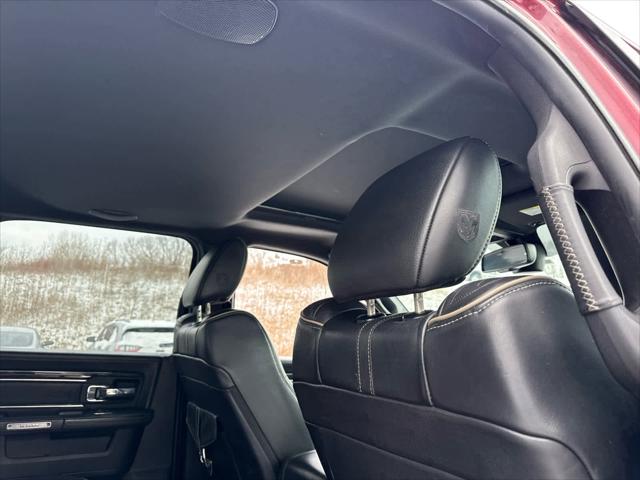 2017 RAM 1500 Limited Crew Cab 4x4 57 Box