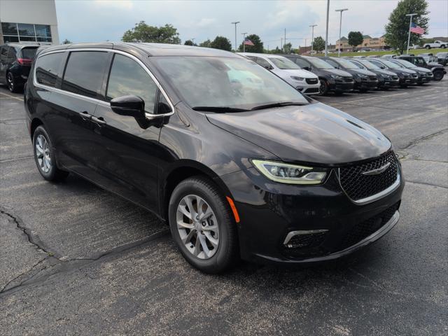 2026 Chrysler Pacifica Limited AWD for sale in Slinger, WI